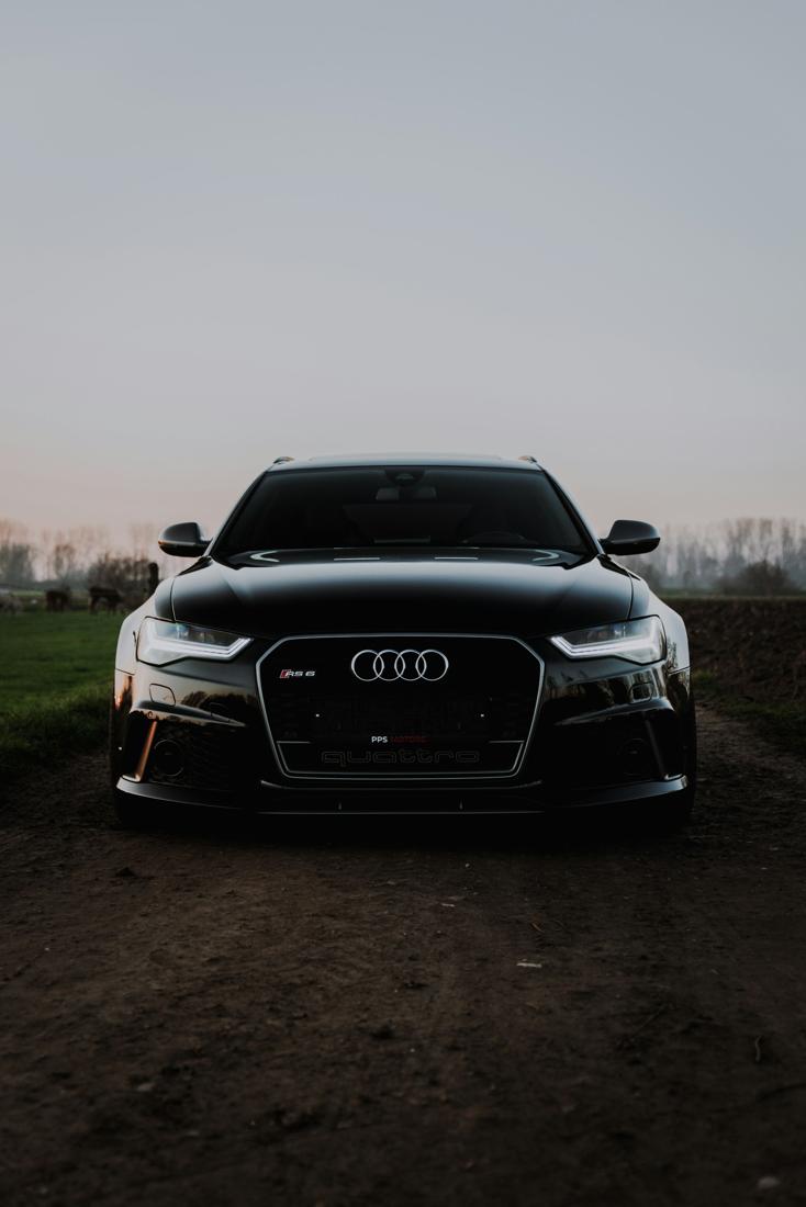 2024 Audi Q8 S line